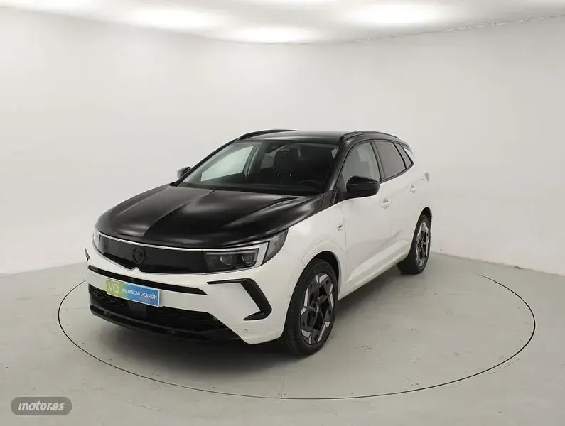 Usado Opel Grandland X GSe 300 CV (220 kW) 2023 Blanco SUV