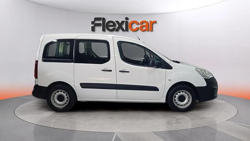 Usado Peugeot Partner Tepee Access 100 CV (73 kW) 2018 Blanco Monovolumen