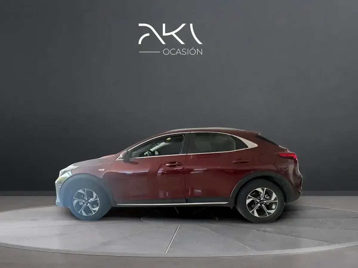 Usado Kia XCeed 115 CV (84 kW) 2025 Rojo SUV