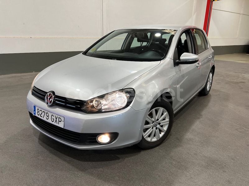 Gris / plata Usado 2011 VW Golf VI Berlina | 7900 € (Precio justo) - Imagen 1/4