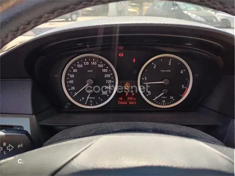 Usado BMW 520 163 CV (119 kW) 2006 Negro Berlina