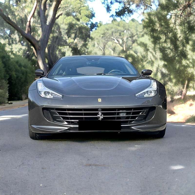 Gris Usado 2019 Ferrari GTC4Lusso Coupe | 220.000 € - Imagen 1/4