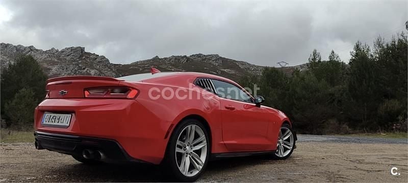 Usado Chevrolet Camaro 405 CV (297 kW) 2015 Rojo Coupe