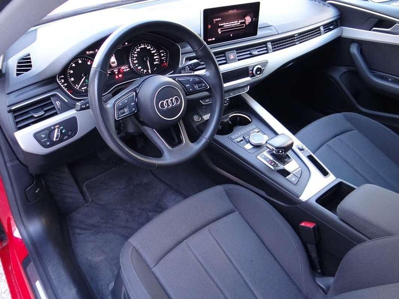 Usado Audi A5 Sportback 170 CV (125 kW) 2019 Rojo Utilitario