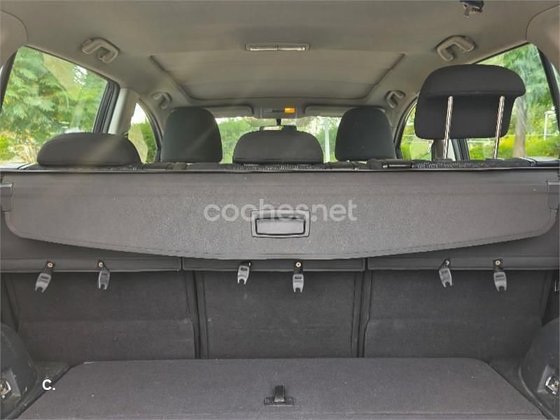 Usado Toyota Verso Active 126 CV (92 kW) 2010 Negro Monovolumen