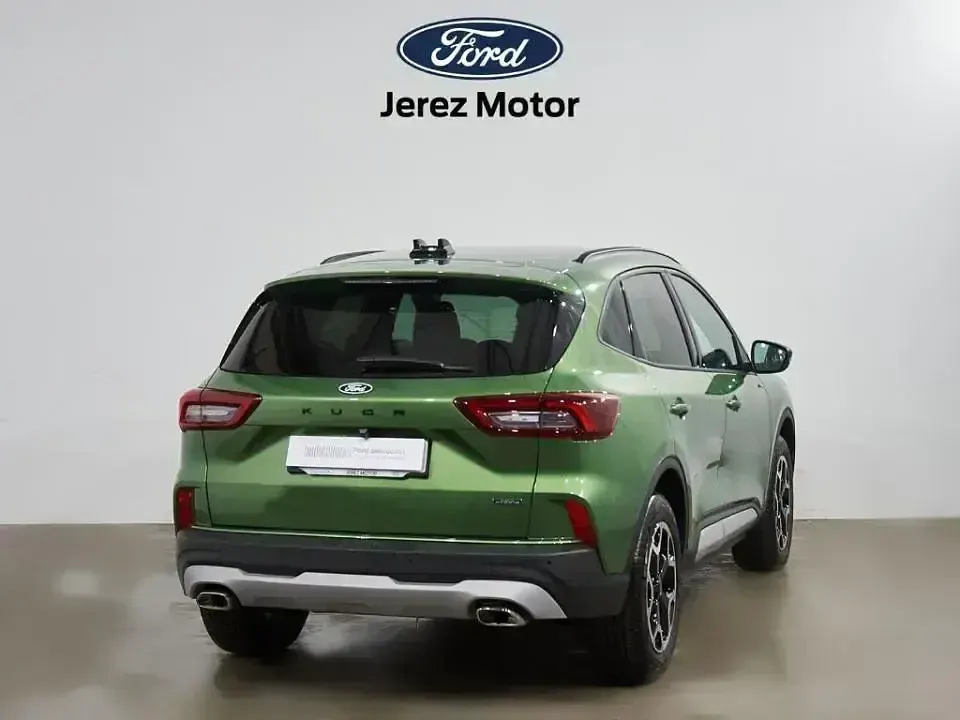 Usado Ford Kuga Active 243 CV (178 kW) 2024 Verde SUV
