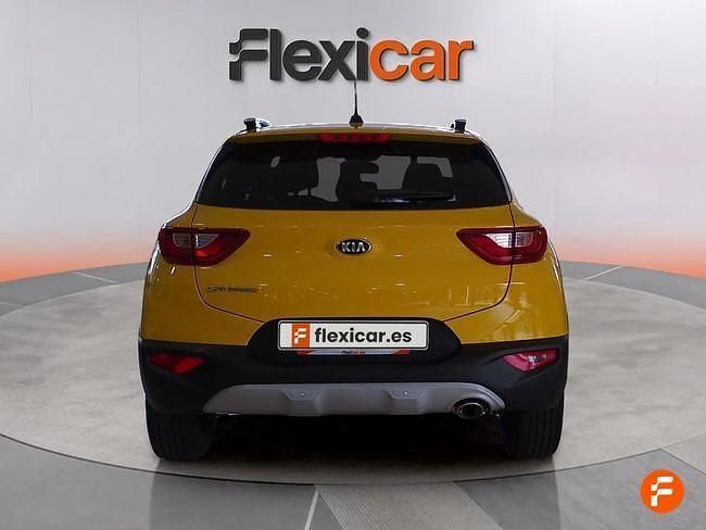 Usado Kia Stonic 99 CV (72 kW) 2019 Amarillo SUV