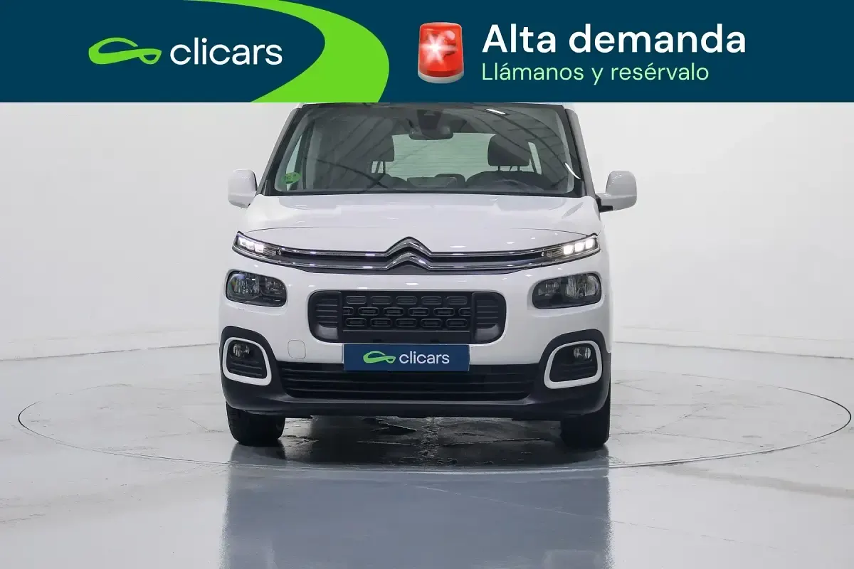 Usado Citroën Berlingo Feel 102 CV (75 kW) 2021 Blanco Monovolumen