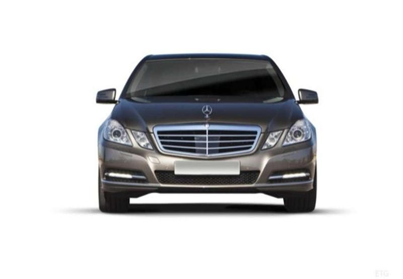 Usado Mercedes E350 Avantgarde 292 CV (214 kW) 2010 Gris Berlina
