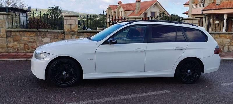 Usado BMW 320 163 CV (119 kW) 2007 Blanco Familiar