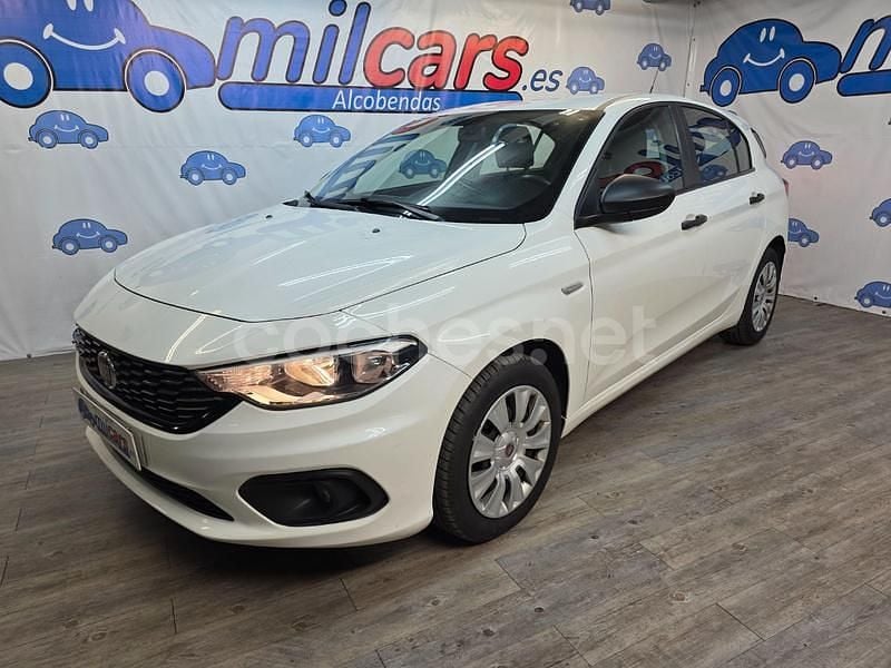 Usado Fiat Tipo 120 CV (88 kW) 2017 Blanco Berlina
