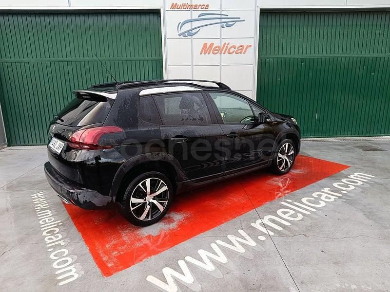 Usado Peugeot 2008 GT-line 100 CV (73 kW) 2017 Negro SUV