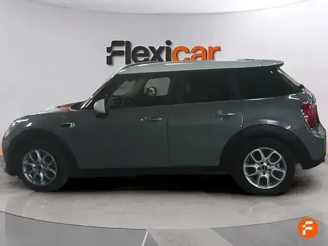 Usado Mini Cooper 136 CV (100 kW) 2018 Gris Utilitario