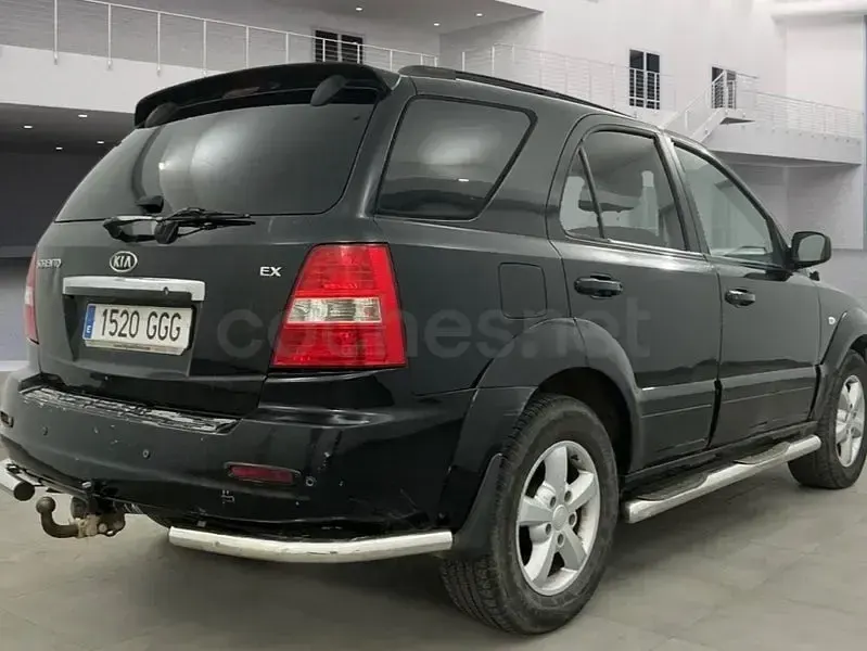 Usado Kia Sorento 170 CV (125 kW) 2008 Negro SUV