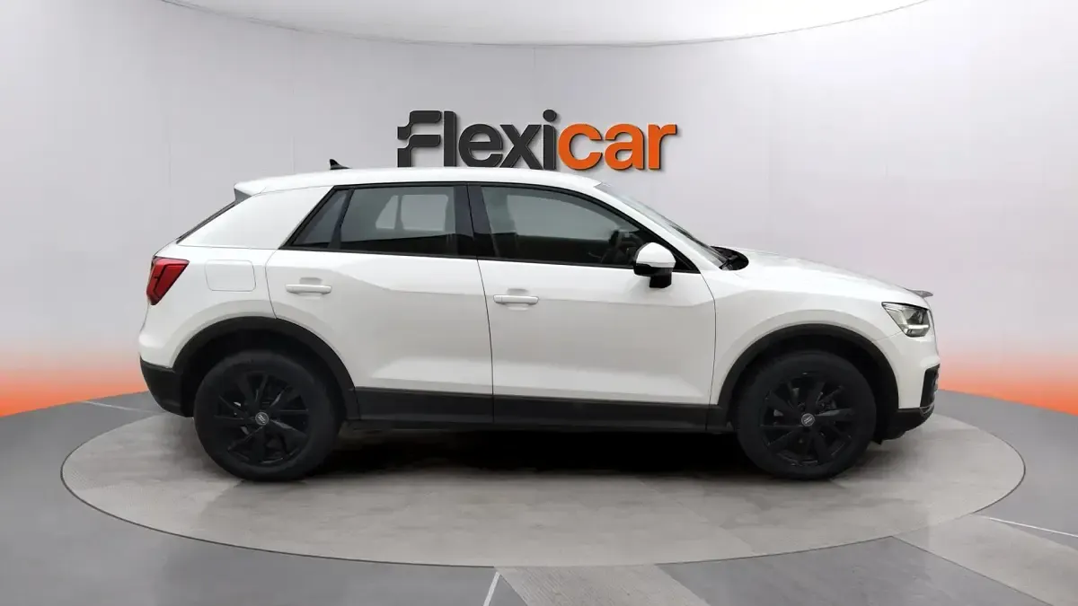 Usado Audi Q2 Advanced Plus 116 CV (85 kW) 2020 Blanco SUV