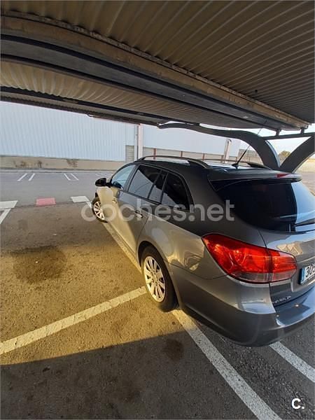 Gris / plata Usado 2014 Chevrolet Cruze LT Berlina | 6350 € (Precio justo) - Imagen 1/4