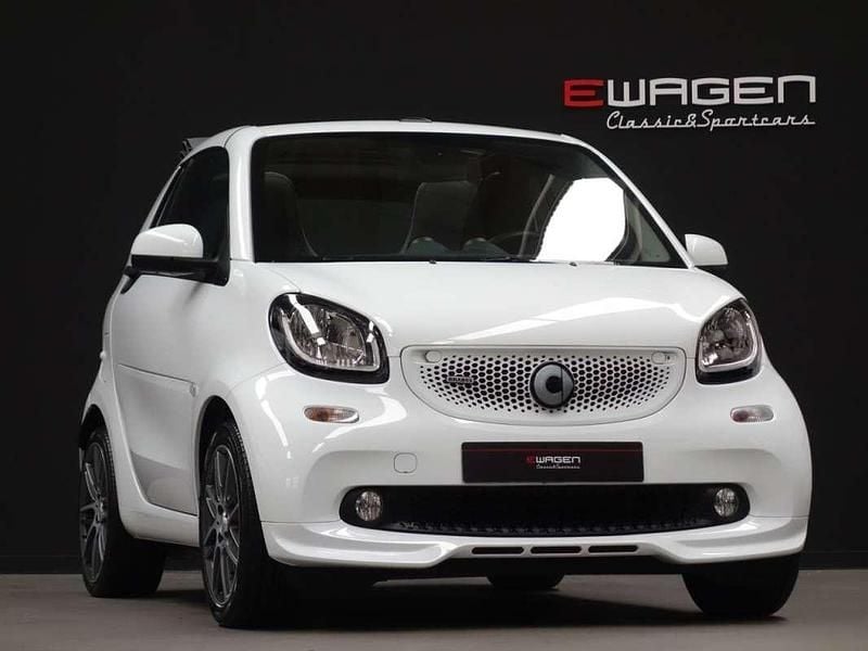 Blanco Usado 2017 Smart ForTwo Cabrio Brabus Descapotable | 33.990 € - Imagen 1/4