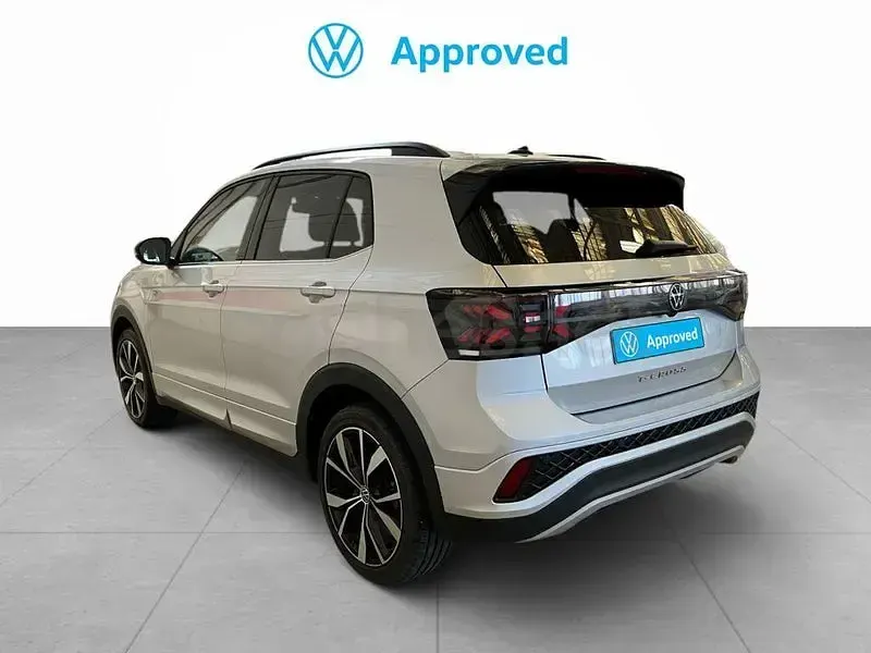 Usado VW T-Cross R-line 115 CV (84 kW) 2025 Gris / plata SUV