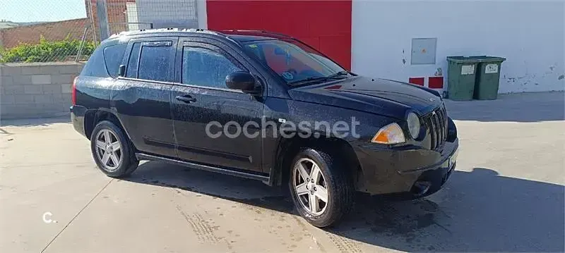 Usado Jeep Compass Limited 163 CV (119 kW) 2011 Negro SUV