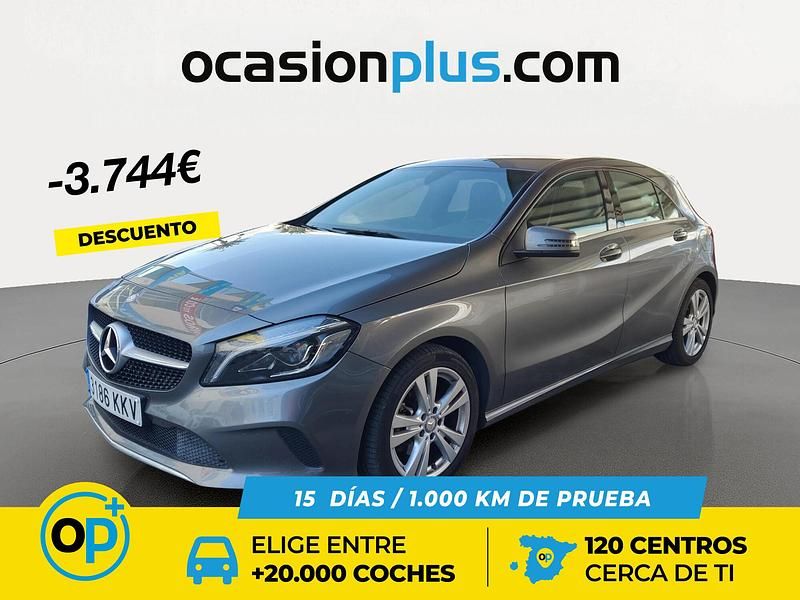 Usado Mercedes A200 136 CV (100 kW) 2018 Gris Berlina