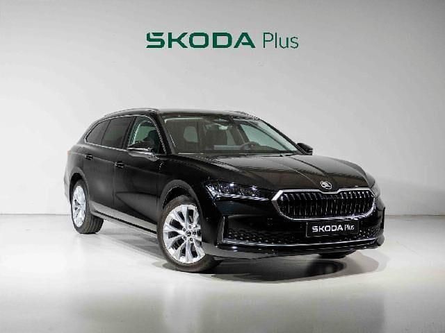 Negro Nuevo 2024 Skoda Superb Selection Familiar | 40.500 € (Un poco caro) - Imagen 1/4