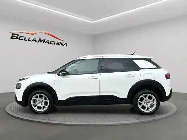 Usado Citroën C4 Cactus Shine 100 CV (73 kW) 2019 Blanco Utilitario
