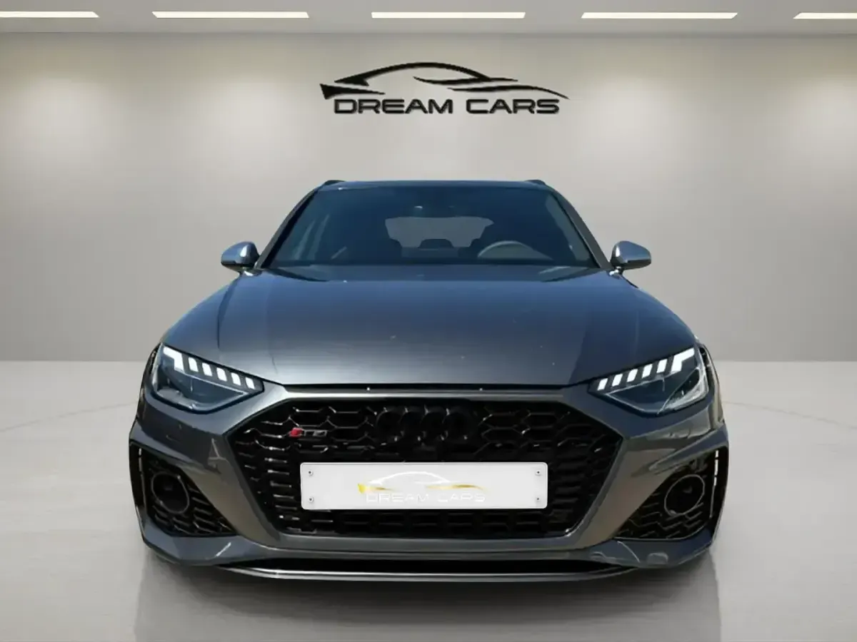 Usado Audi A4 450 CV (330 kW) 2020 Gris Familiar