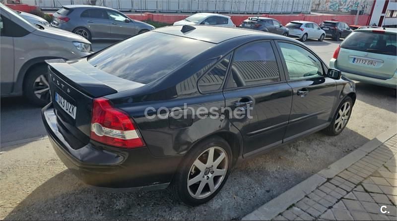Usado Volvo S40 Summum 125 CV (91 kW) 2006 Negro Berlina