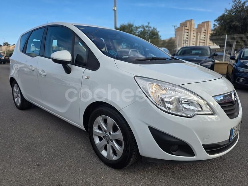 Usado Opel Meriva Design Edition 120 CV (88 kW) 2012 Blanco Monovolumen
