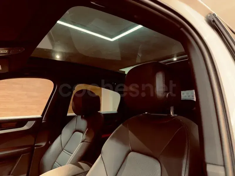 Usado Porsche Cayenne 470 CV (345 kW) 2024 Blanco SUV