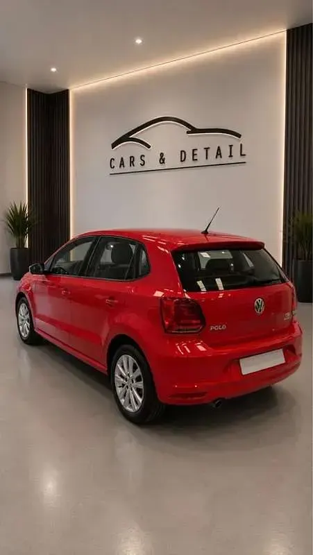 Usado VW Polo Advance 90 CV (66 kW) 2016 Rojo Utilitario
