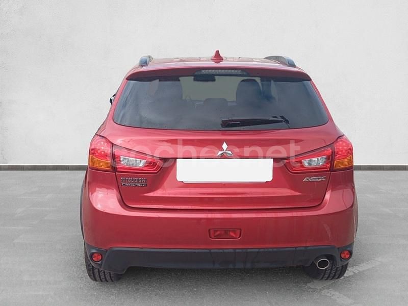 Usado Mitsubishi ASX Motion 117 CV (86 kW) 2017 Granate SUV