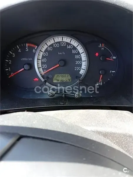 Usado Mazda 5 Active 110 CV (80 kW) 2006 Gris / plata Monovolumen