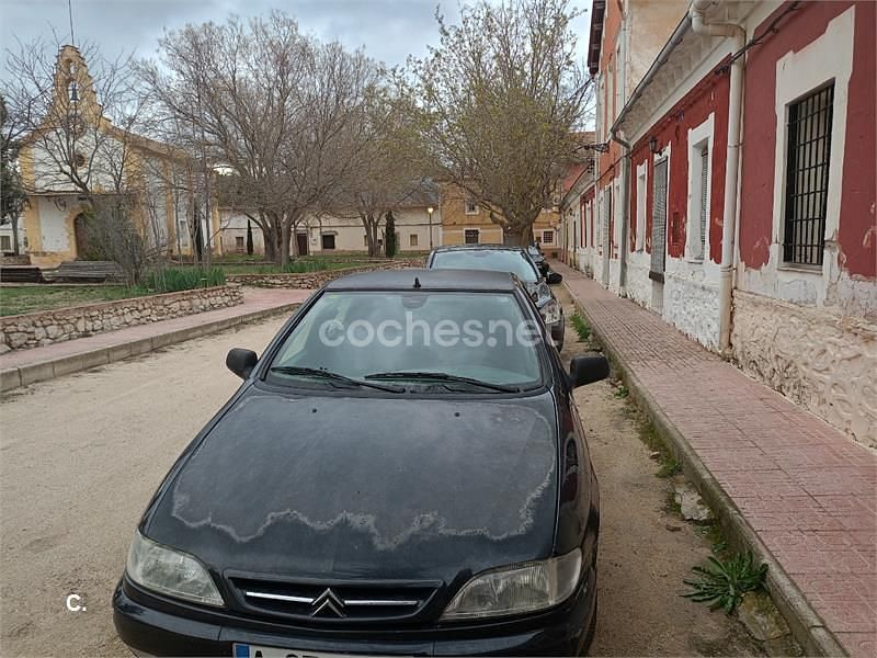 Usado Citroën Xsara 90 CV (66 kW) 1999 Verde Berlina