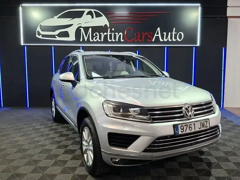 Usado VW Touareg 262 CV (192 kW) 2016 Gris / plata SUV