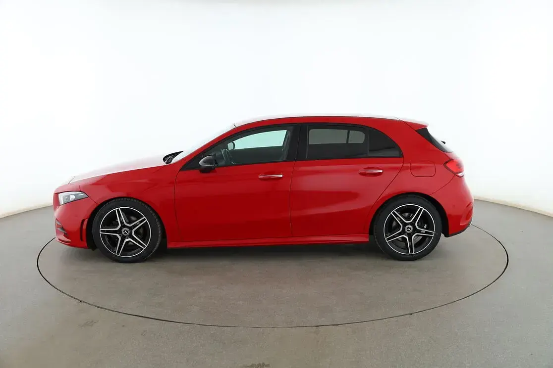 Usado Mercedes A200 163 CV (119 kW) 2019 Rojo Berlina