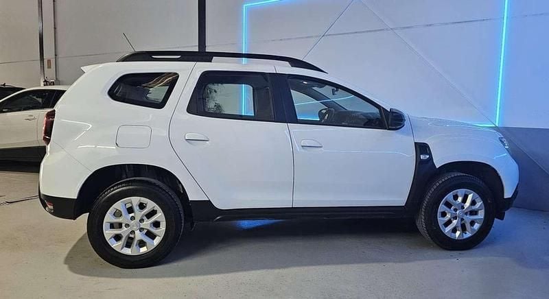 Begagnad Dacia Duster Comfort 101 HK (74 kW) 2022 Vit SUV