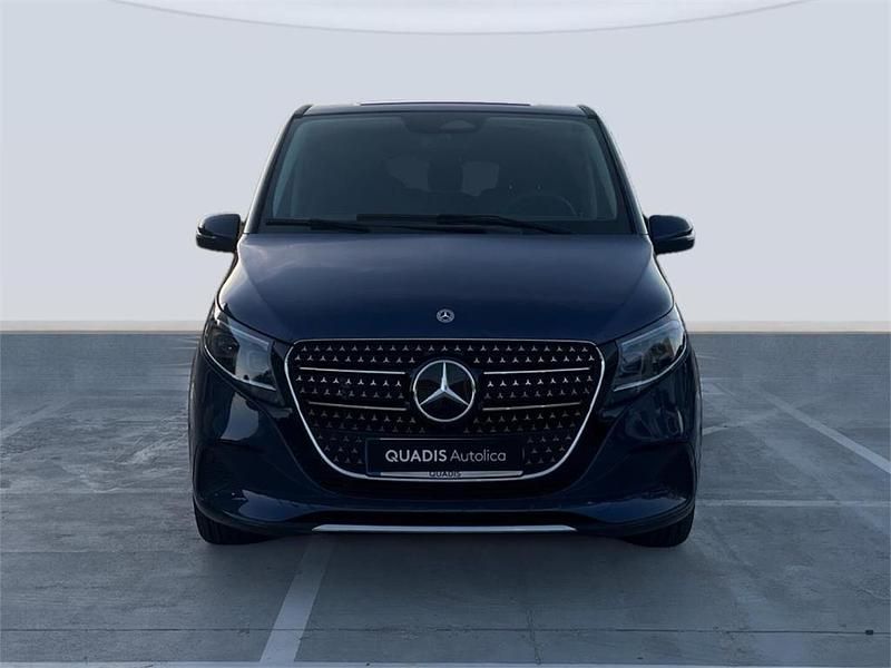 Usado Mercedes V250 Avantgarde 190 CV (139 kW) 2025 Azul Monovolumen