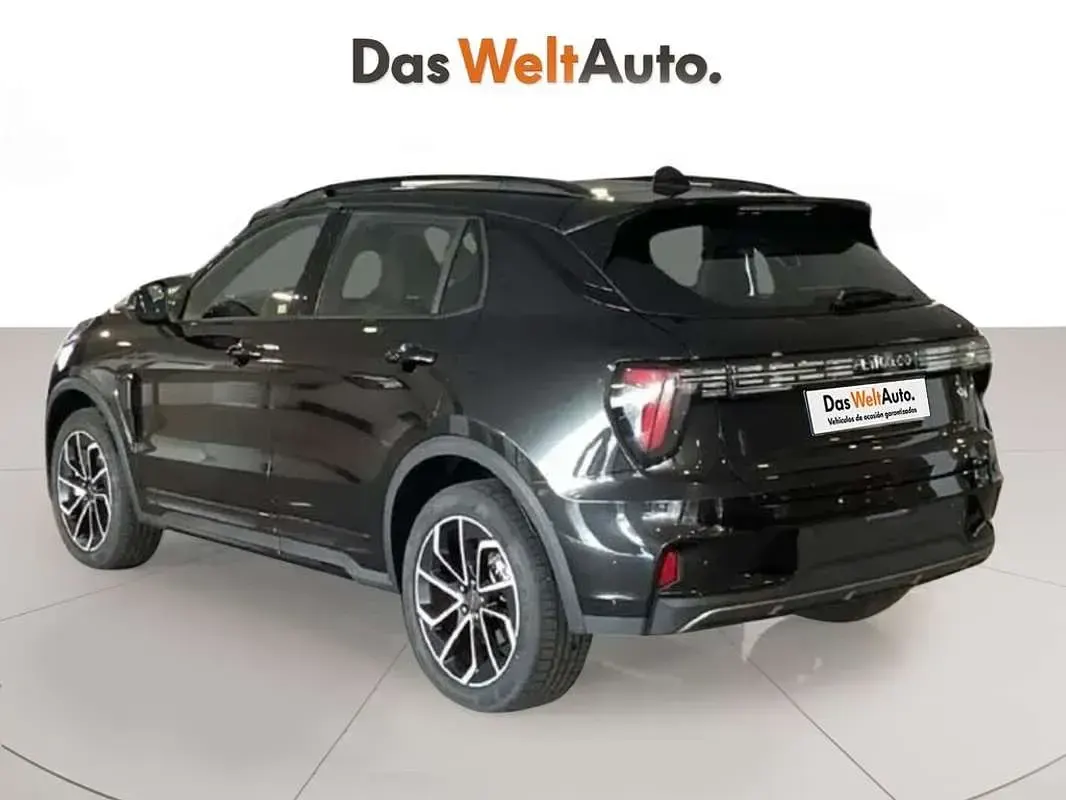 Usado Lynk & Co 01 279 CV (205 kW) 2026 Negro SUV