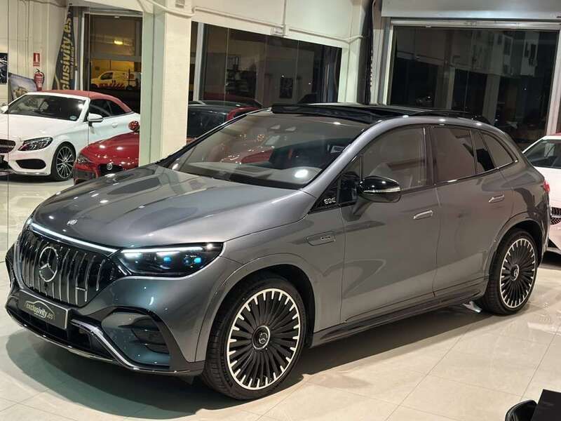 Gris Usado 2023 Mercedes EQE AMG 43 AMG SUV | 87.500 € - Imagen 1/4