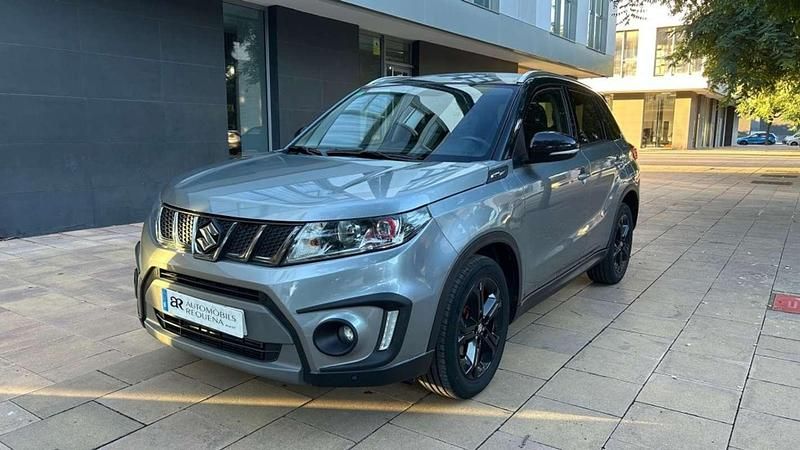 Gris Usado 2017 Suzuki Vitara SUV | 17.850 € (Un poco caro) - Imagen 1/4