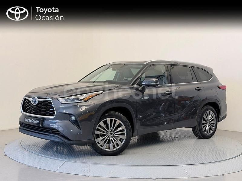 Gris / plata Usado 2021 Toyota Highlander Advance SUV | 44.900 € (Precio justo) - Imagen 1/4