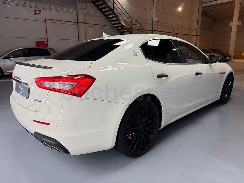 Usado Maserati Ghibli 430 CV (316 kW) 2020 Blanco Berlina