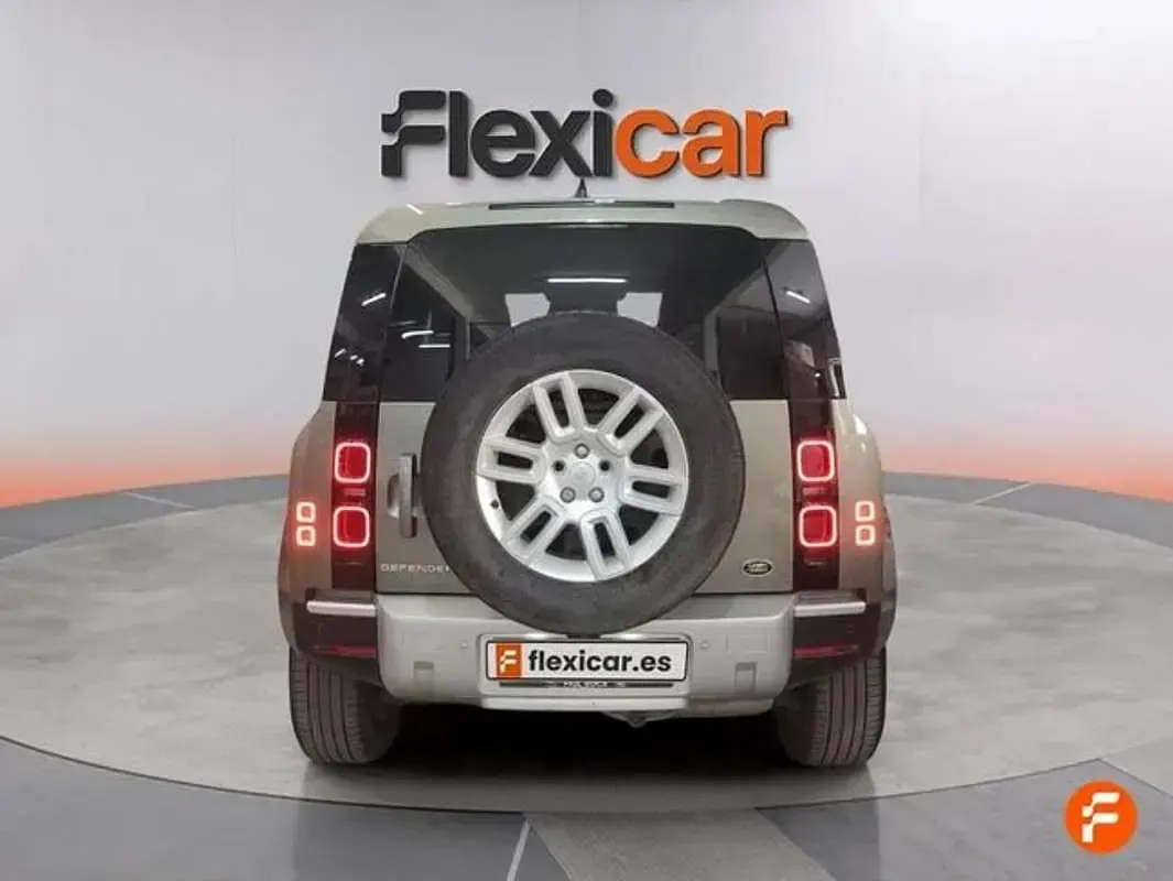 Usado Land Rover Defender 200 CV (147 kW) 2021 Verde SUV