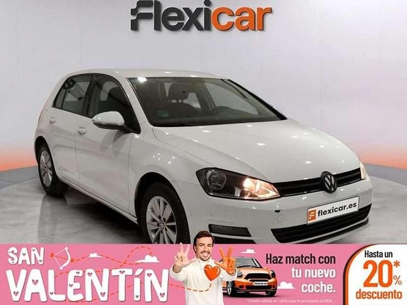 Usado VW Golf VII Advance 110 CV (80 kW) 2016 Blanco Utilitario