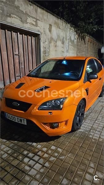 Naranja Usado 2006 Ford Focus ST Berlina | 9250 € (Buen precio) - Imagen 1/4