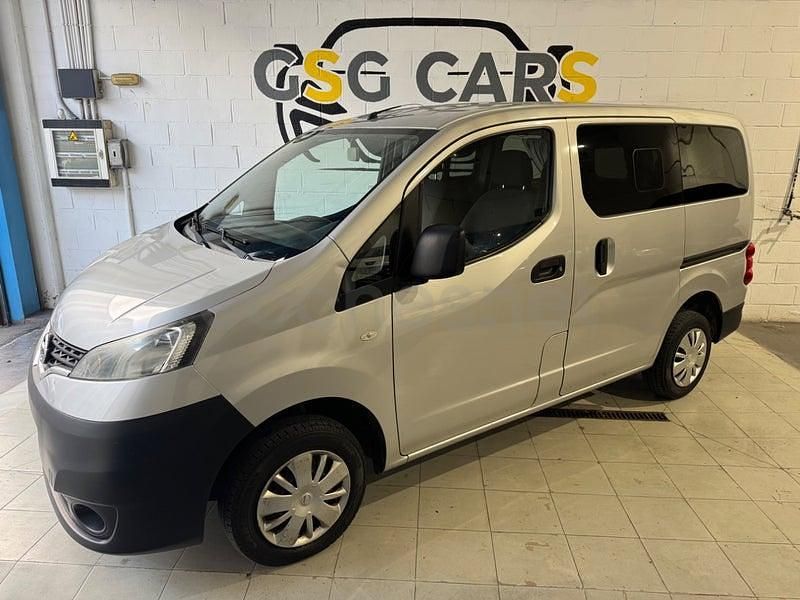 Usado Nissan NV200 Comfort 90 CV (66 kW) 2014 Gris / plata Monovolumen