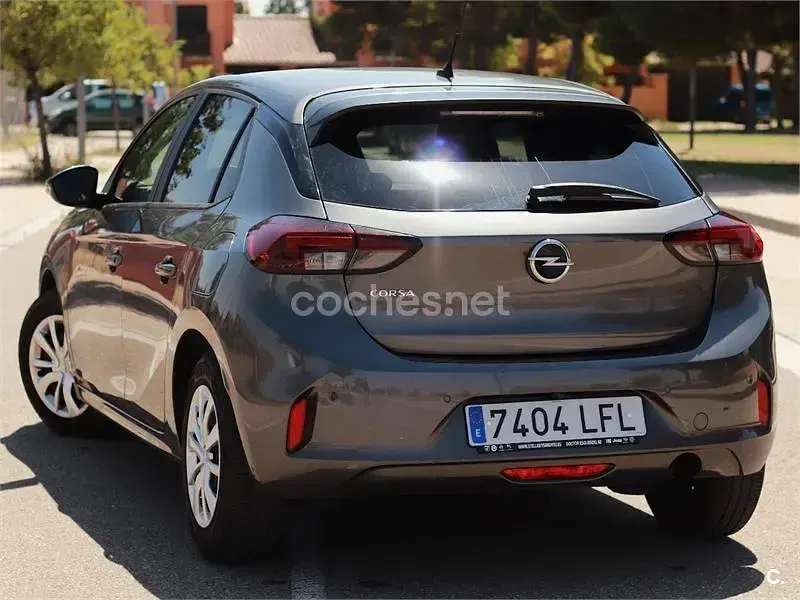 Usado Opel Corsa Edition 75 CV (55 kW) 2020 Gris / plata Utilitario