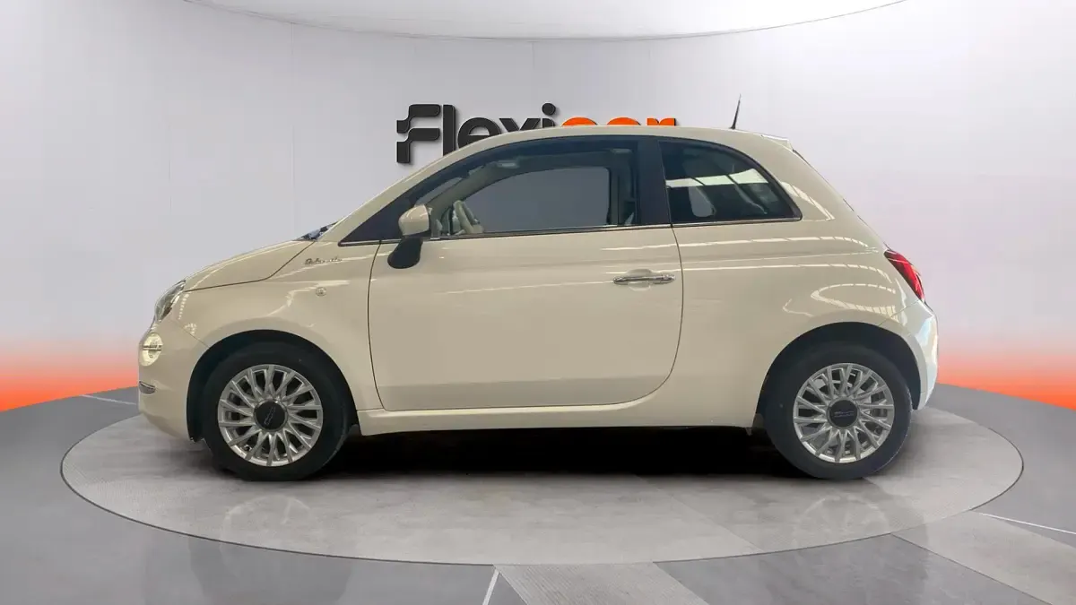 Usado Fiat 500 Dolcevita 71 CV (52 kW) 2023 Blanco Berlina