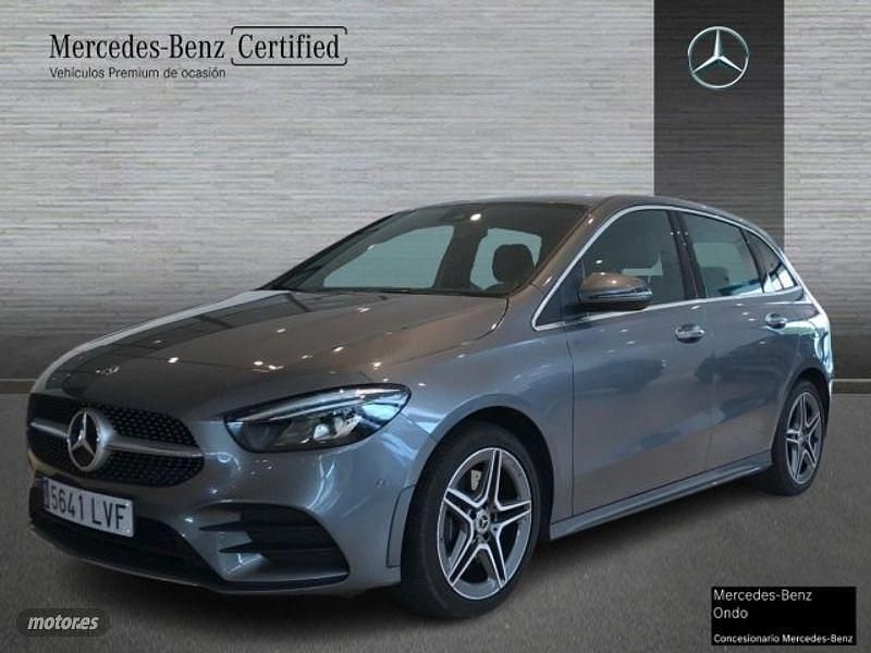 Gris / plateado Usado 2021 Mercedes B250e AMG line Monovolumen | 26.000 € (Buen precio) - Imagen 1/4